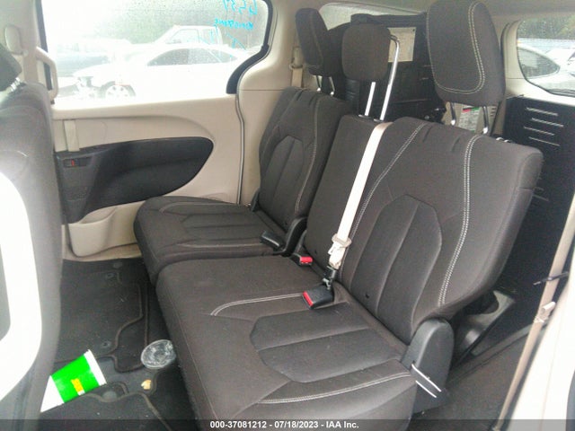 2C4RC1CGXMR585632 Chrysler Voyager Lx