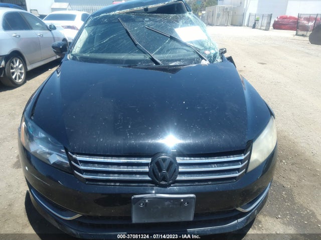 1VWAS7A34FC006968 Volkswagen Passat 1.8t Wolfsburg Ed