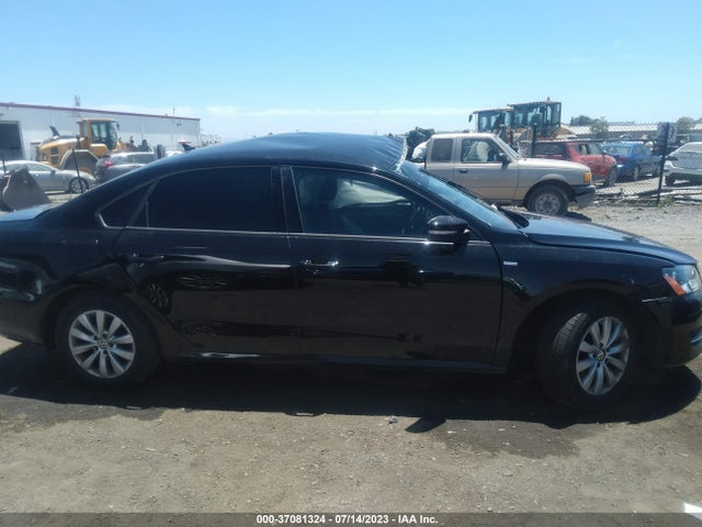 1VWAS7A34FC006968 Volkswagen Passat 1.8t Wolfsburg Ed