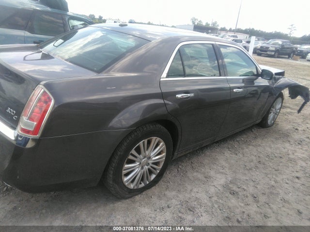 2C3CCAKG8EH273229 Chrysler 300 300c