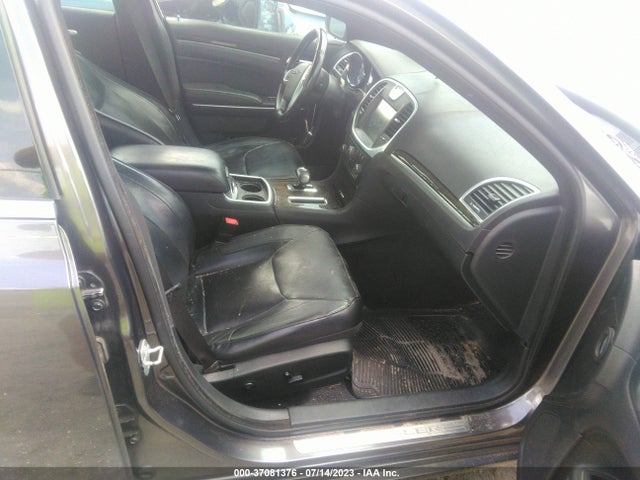 2C3CCAKG8EH273229 Chrysler 300 300c