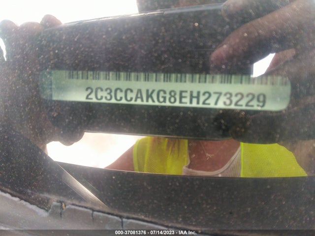 2C3CCAKG8EH273229 Chrysler 300 300c