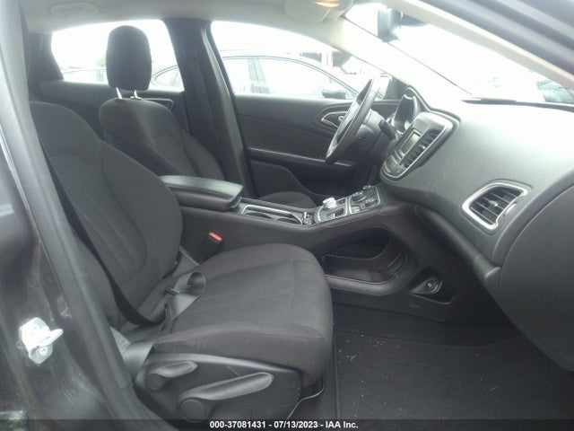 1C3CCCAB8FN552349 Chrysler 200 Limited