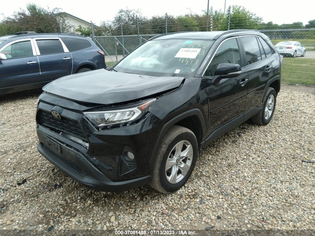 2021 TOYOTA RAV4 XLE VIN: 2T3P1RFV7MC254357