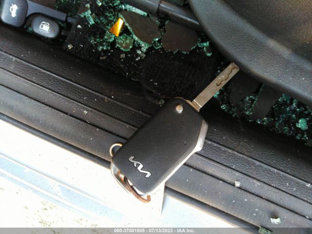 3KPF24AD8NE424506 KIA Forte Lxs