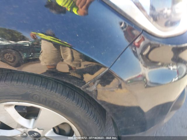 KNDJN2A2XJ7559789 KIA Soul Base