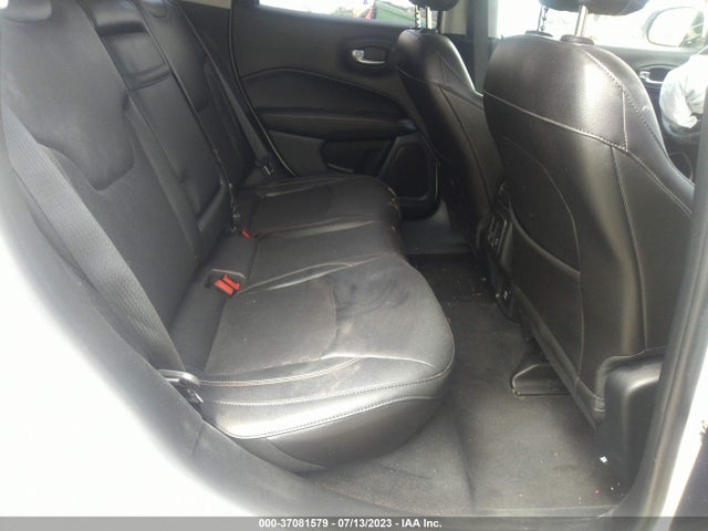 Jeep Compass Latitude 2018 3C4NJCBB4JT227442 Image 8