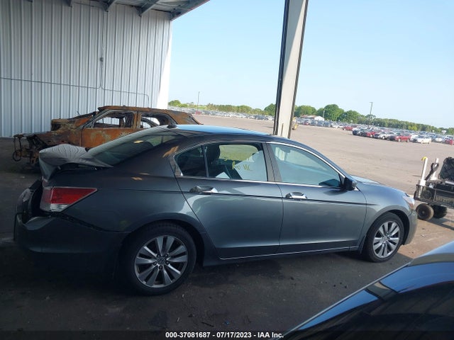 2011 HONDA ACCORD SDN EX-L VIN: 1HGCP3F80BA031741