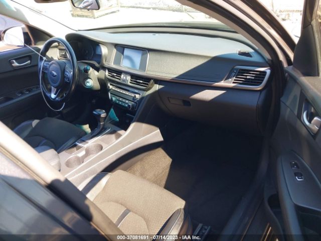 5XXGT4L38JG255255 KIA Optima S
