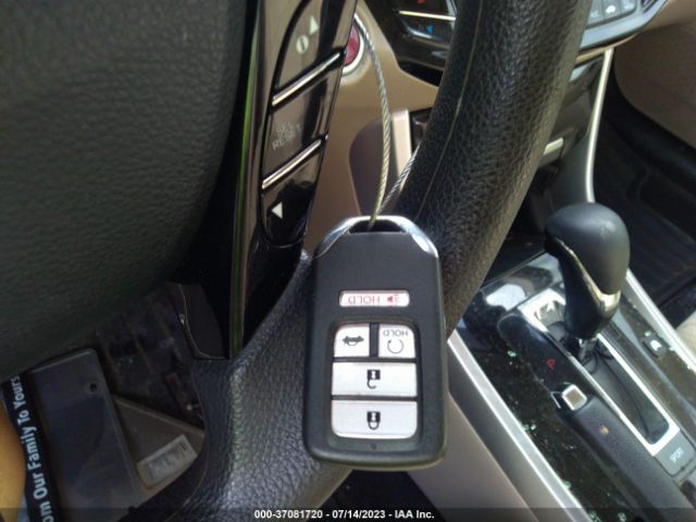 JHMCR6F3XHC001723 Honda ACCORD HYBRID