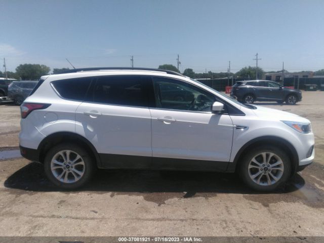 1FMCU9GD8JUB61507 Ford ESCAPE SE