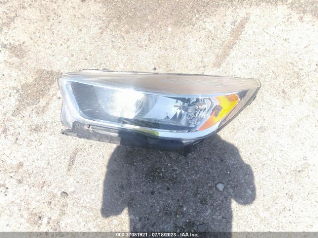 1FMCU9GD8JUB61507 Ford ESCAPE SE