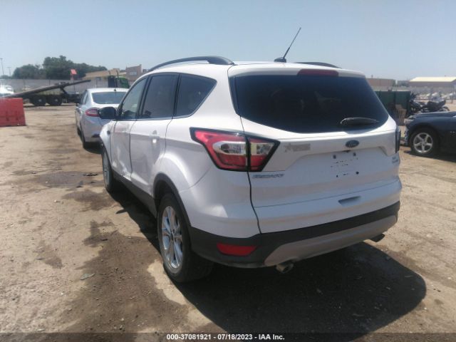 1FMCU9GD8JUB61507 Ford ESCAPE SE