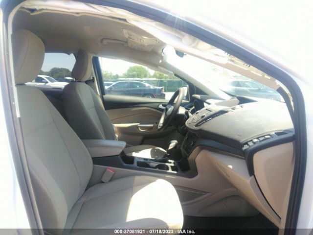 1FMCU9GD8JUB61507 Ford ESCAPE SE