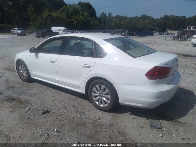 1VWAT7A33EC120987 Volkswagen Passat Wolfsburg Ed