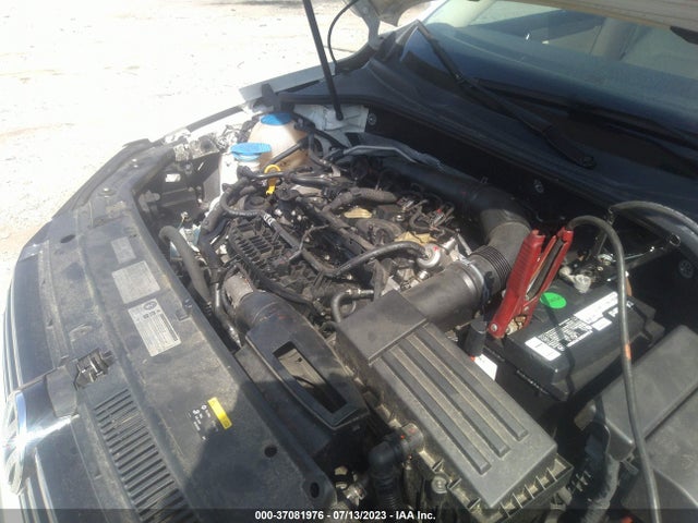 1VWAT7A33EC120987 Volkswagen Passat Wolfsburg Ed