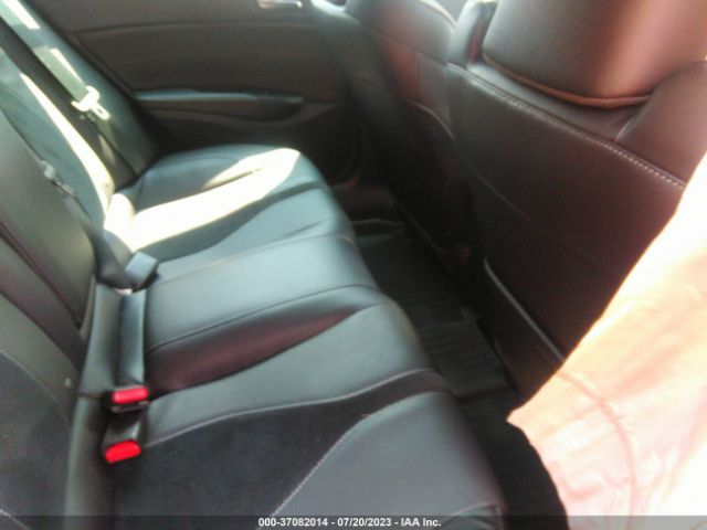 19UDE2F85LA010924 Acura Ilx Pkg