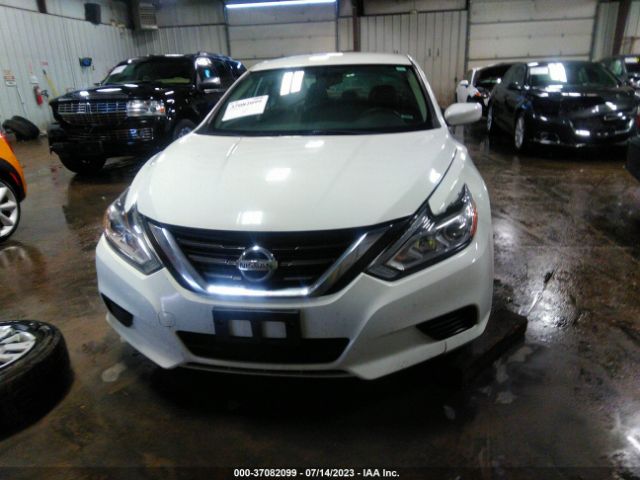 1N4AL3AP5JC192711 Nissan Altima 2.5 S