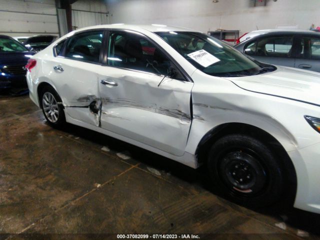 1N4AL3AP5JC192711 Nissan Altima 2.5 S