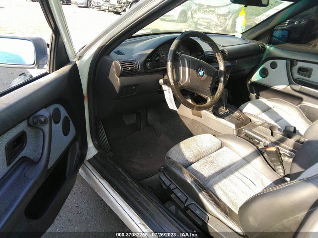 1998 BMW 3 SERIES 318TIA VIN: WBACG8322WKC83339