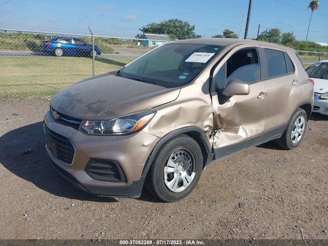 Chevrolet TRAX LS 2018 3GNCJKSB6JL228407 Image 2