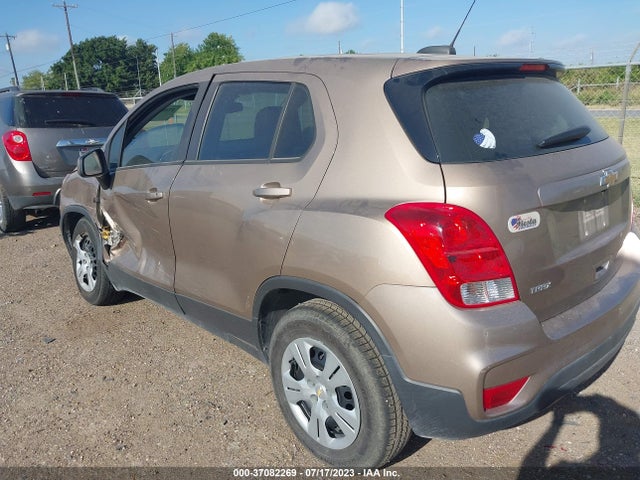 Chevrolet TRAX LS 2018 3GNCJKSB6JL228407 Image 3