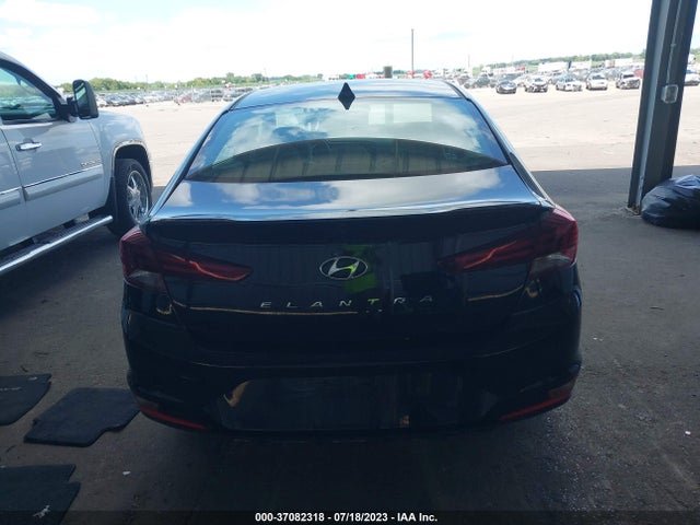 Hyundai ELANTRA SEL 2019 5NPD84LF3KH417913 Image 17