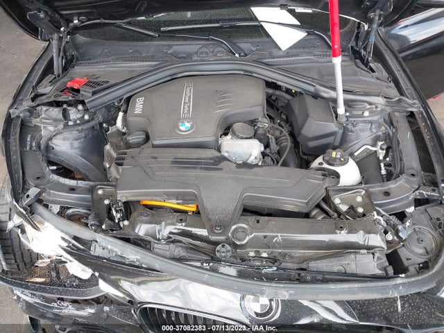 BMW 328i Xdrive 2016 WBA8E3G54GNU02153 Image 10