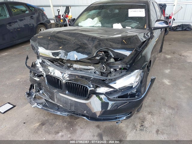 BMW 328i Xdrive 2016 WBA8E3G54GNU02153 Image 6