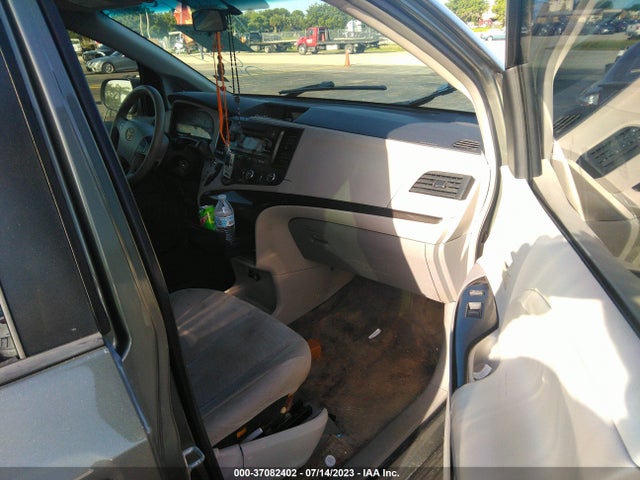 2012 TOYOTA SIENNA VIN: 5TDZK3DC3CS180843
