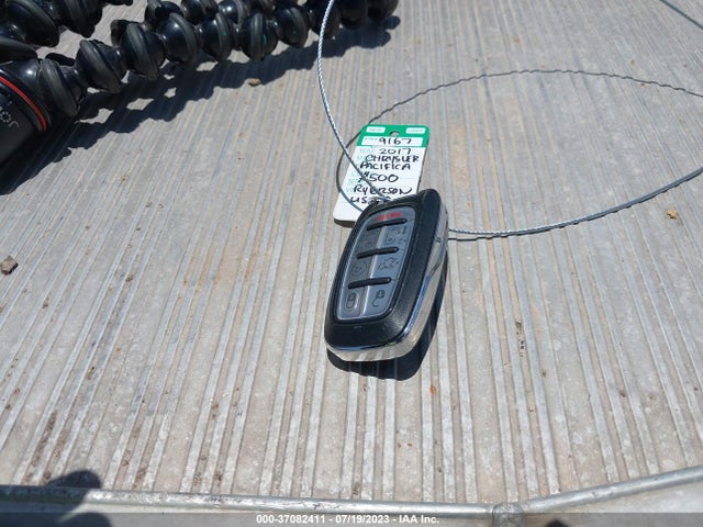 2C4RC1BG4HR591269 Chrysler Pacifica Touring-l