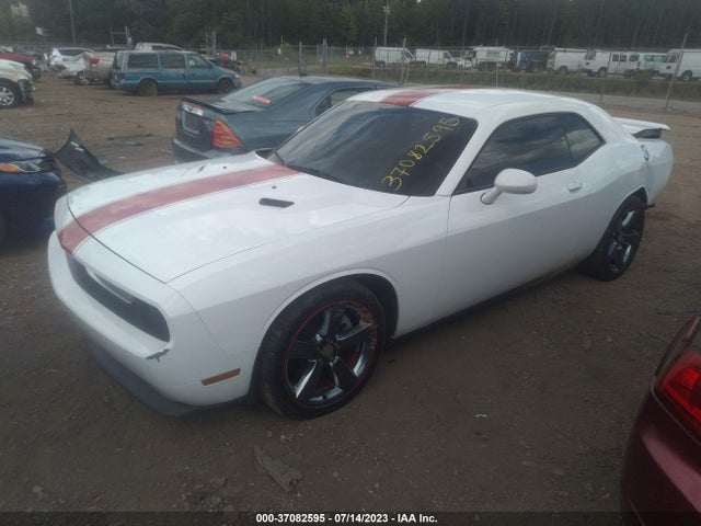 Dodge Challenger Rallye Redline 2014 2C3CDYAG5EH101988 Image 2