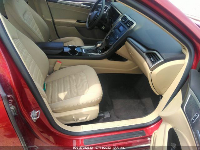 3FA6P0H7XGR258551 Ford FUSION SE