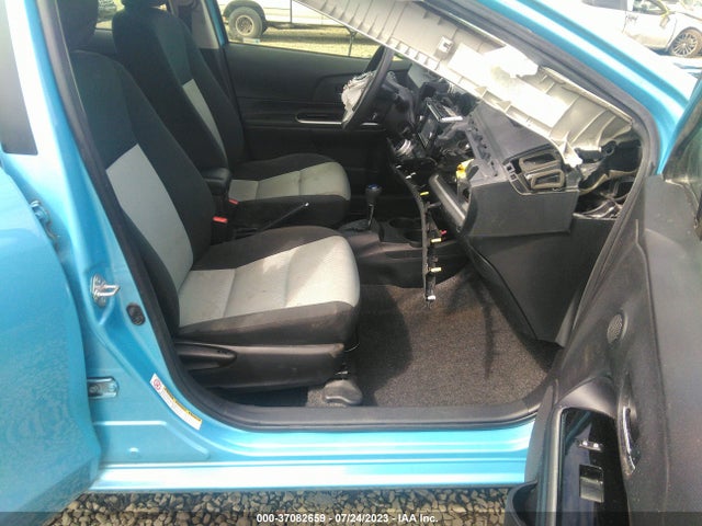 Toyota Prius C One/two/three/four 2015 JTDKDTB36F1113623 Image 12