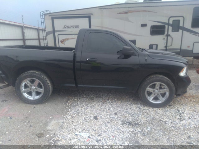 3C6JR6AG3GG148617 RAM 1500 Express