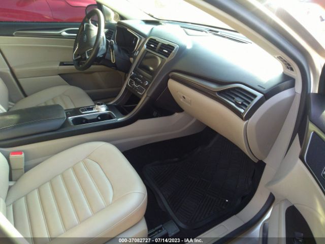 3FA6P0CD9KR252987 Ford FUSION SEL