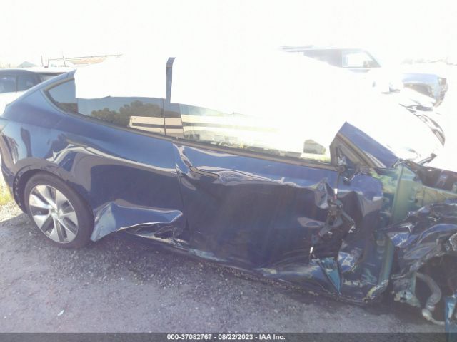 7SAYGDEE0PA102887 Tesla Model Y Long Range
