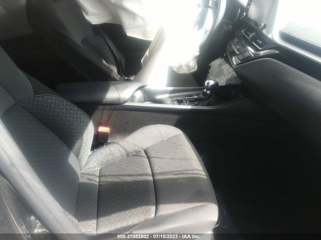 Toyota C-HR LE 2021 JTNKHMBX0M1114336 Image 5