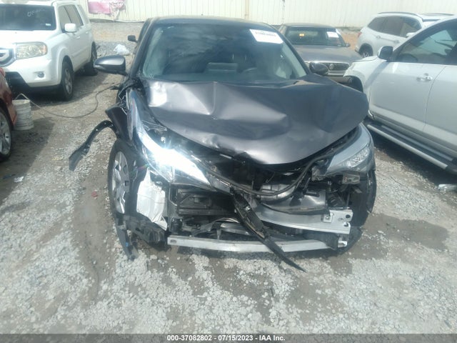 Toyota C-HR LE 2021 JTNKHMBX0M1114336 Image 6