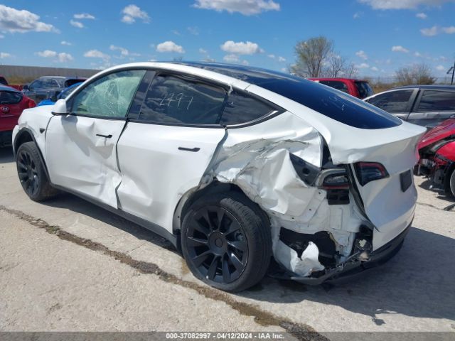 7SAYGDEE6PF638536 Tesla Model Y