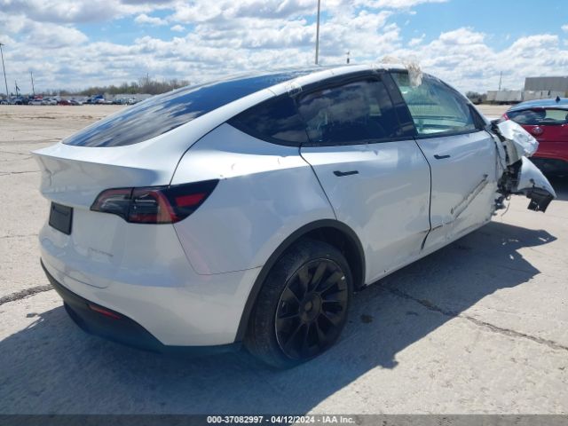7SAYGDEE6PF638536 Tesla Model Y