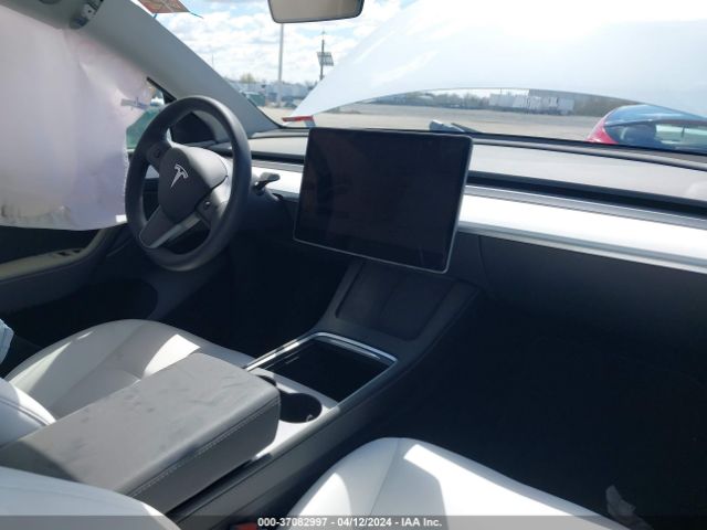 7SAYGDEE6PF638536 Tesla Model Y