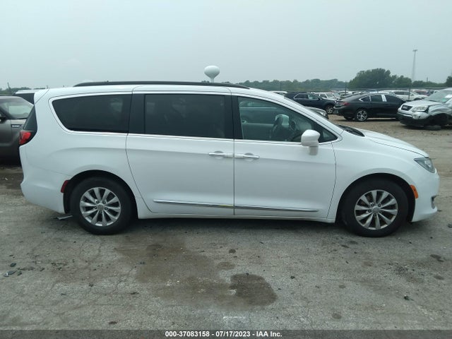 2C4RC1BG5HR702539 Chrysler Pacifica Touring-l