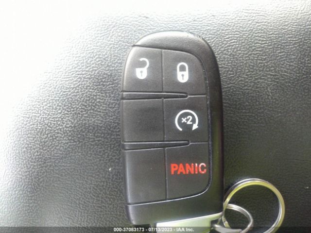 3C4PDCGG1JT268373 Dodge Journey Crossroad