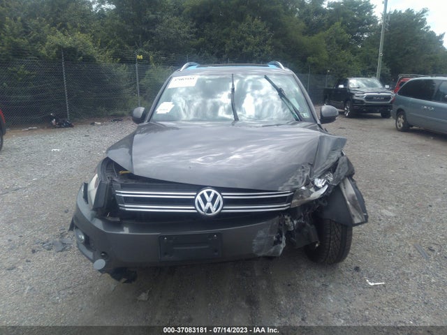 WVGBV7AX6FW574196 Volkswagen TIGUAN SE