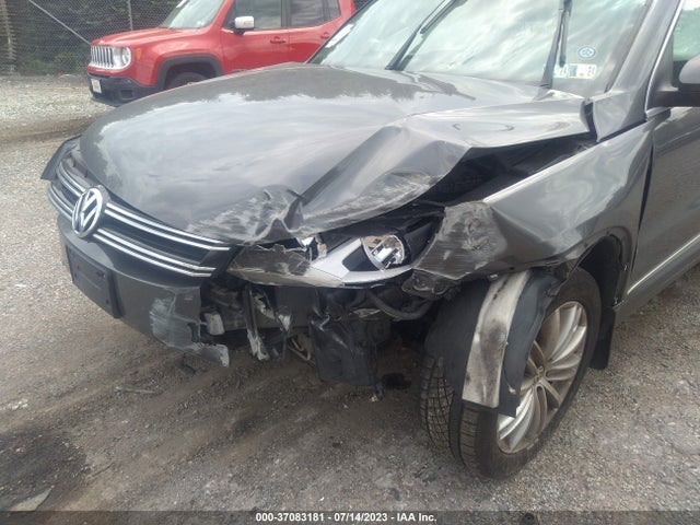 WVGBV7AX6FW574196 Volkswagen TIGUAN SE
