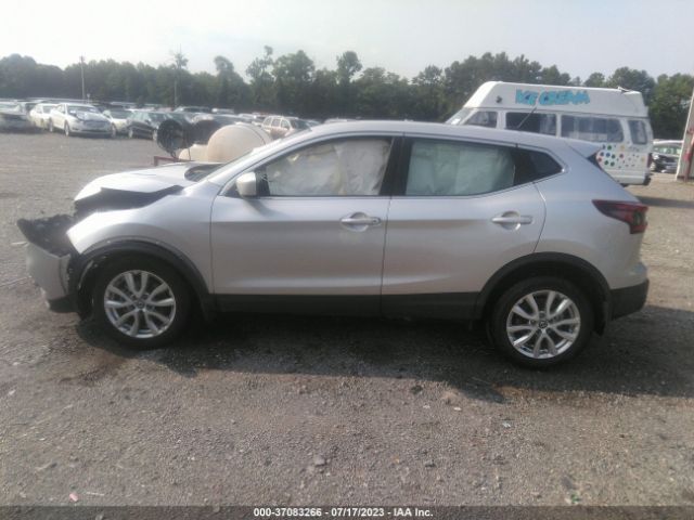 JN1BJ1AW0NW480885 Nissan Rogue Sport S