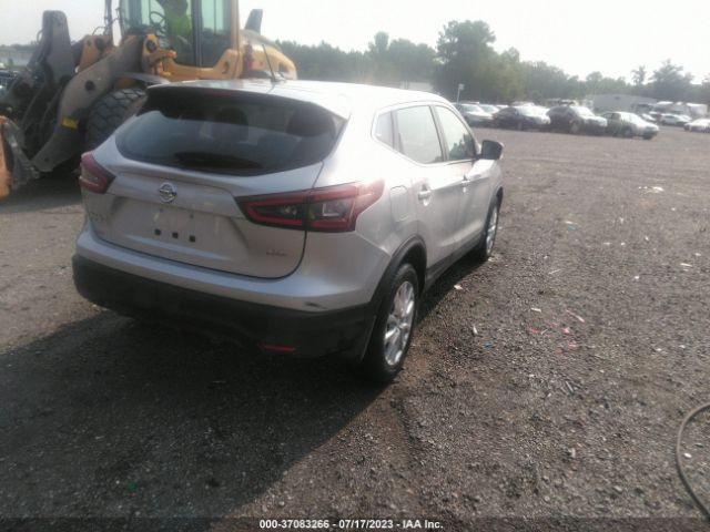 JN1BJ1AW0NW480885 Nissan Rogue Sport S