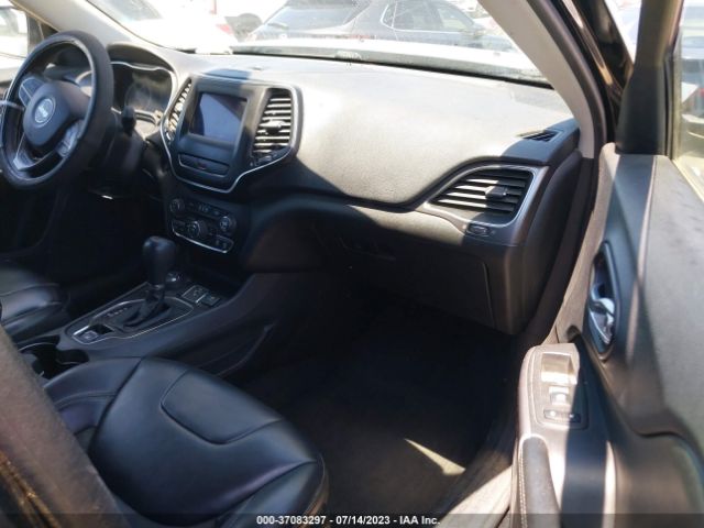 1C4PJMLB6KD181665 Jeep Cherokee Latitude Plus