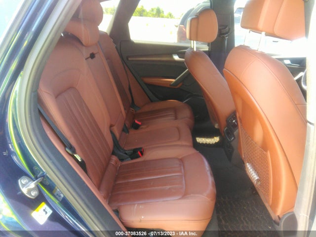 WA1BAAFY1M2044439 Audi Q5 Premium Plus